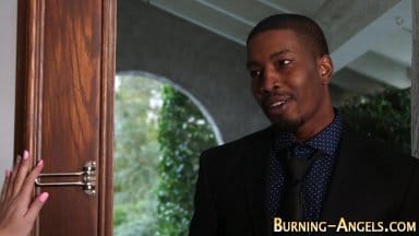 Goth fetish babe gets bbc