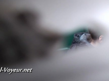 Peeping in the toilet 152-bbc