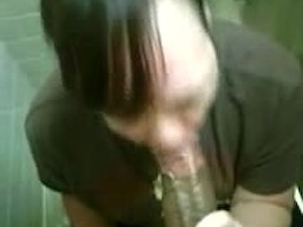 White Milf Sucks on a BBC