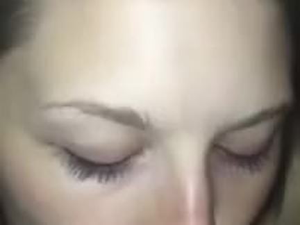 21yr_old_Taylore_sucking_BBC_in_the_bathroom