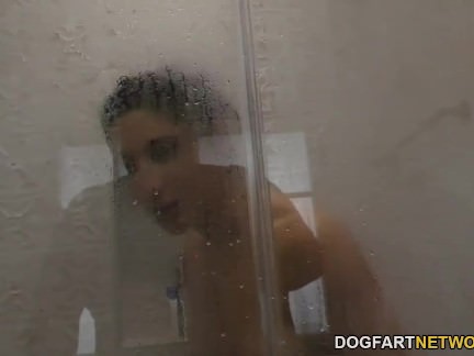 Abella Danger Tries Anal With A Giant BBC